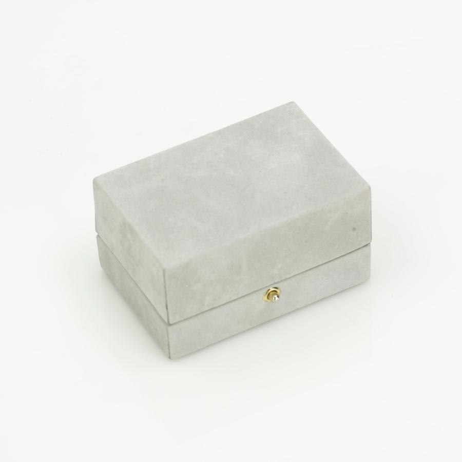 HERMES（エルメス） キューブボックス ロゴモチーフ カフス