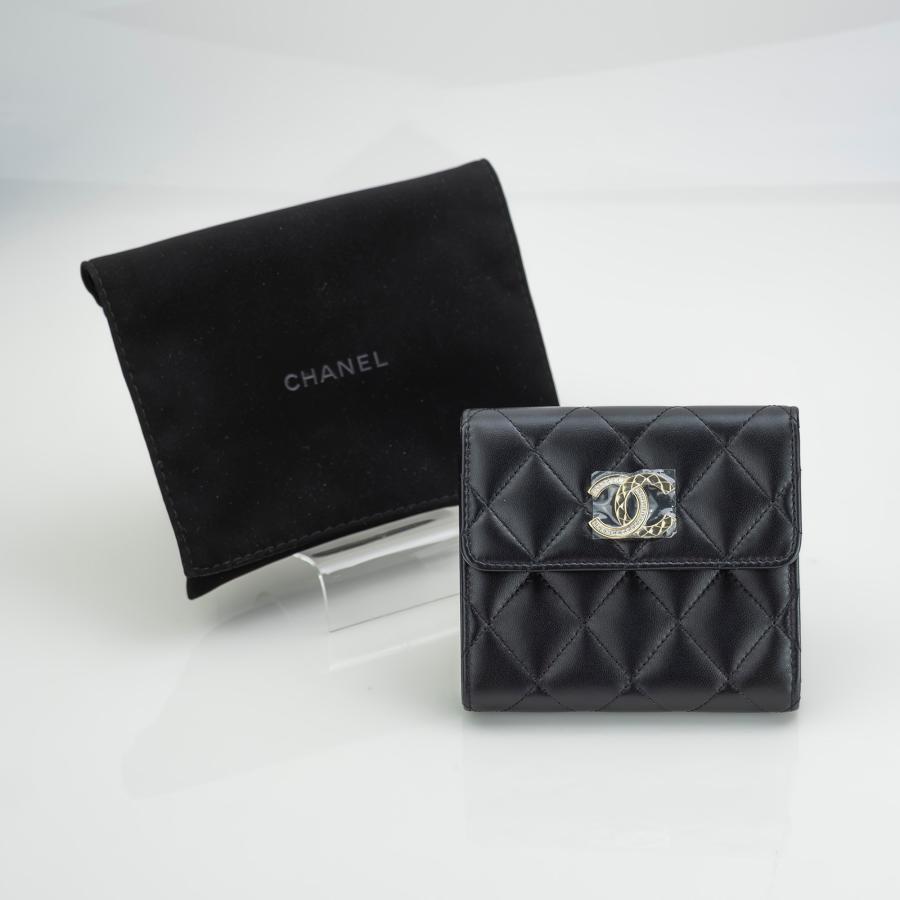 マトラッセ シャネル CHANEL ラムスキン 三つ折り財布 ココマーク