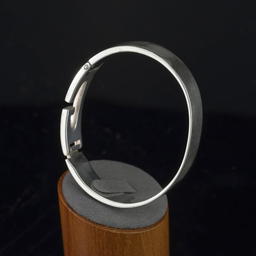 GUCCI（グッチ） カットアウトG バングル シルバー925 ブレスレット