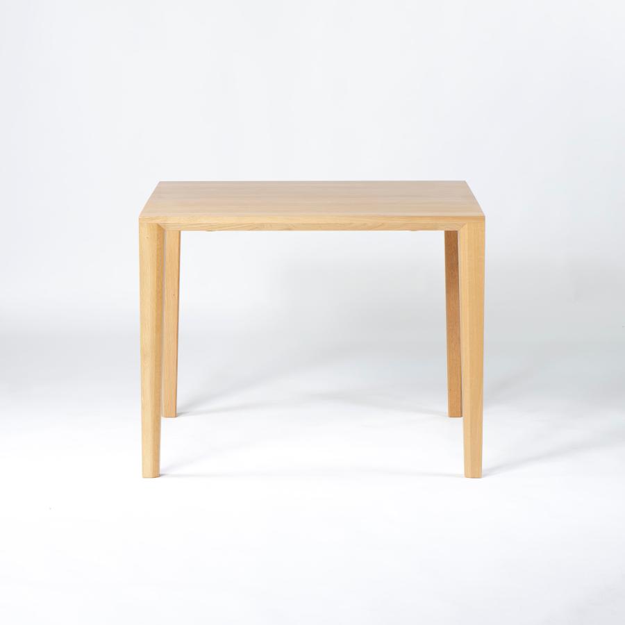 美品■カリモク■DT8411■最高級■ダイニングテーブル■モダン■135*85㎝ カリモク家具（KARIMOKU FURNITURE） ダイニングテーブル カリモク