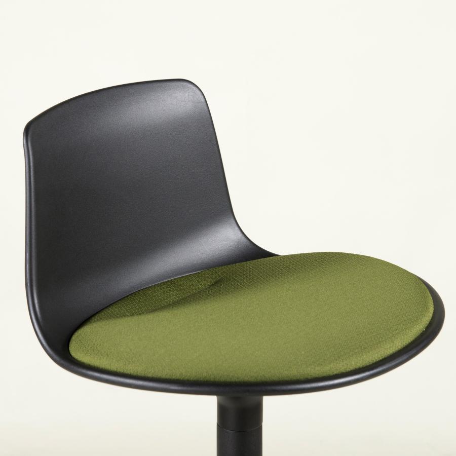 Steelcase（スチールケース） カウンターチェア enea エネア Lottus