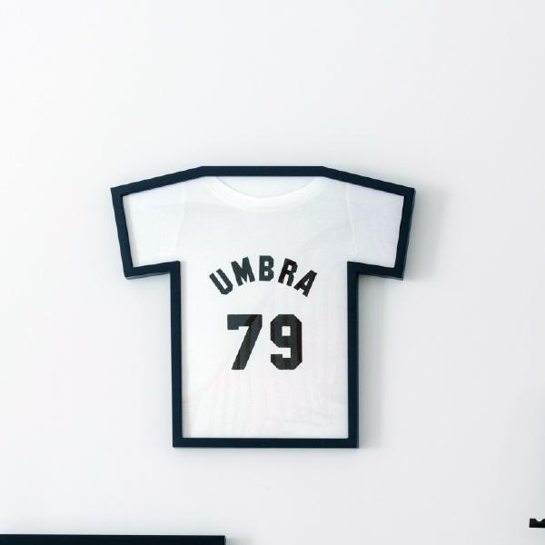 Umbra（アンブラ） Tシャツ フレーム 額縁 ユニフォーム 飾る サッカー