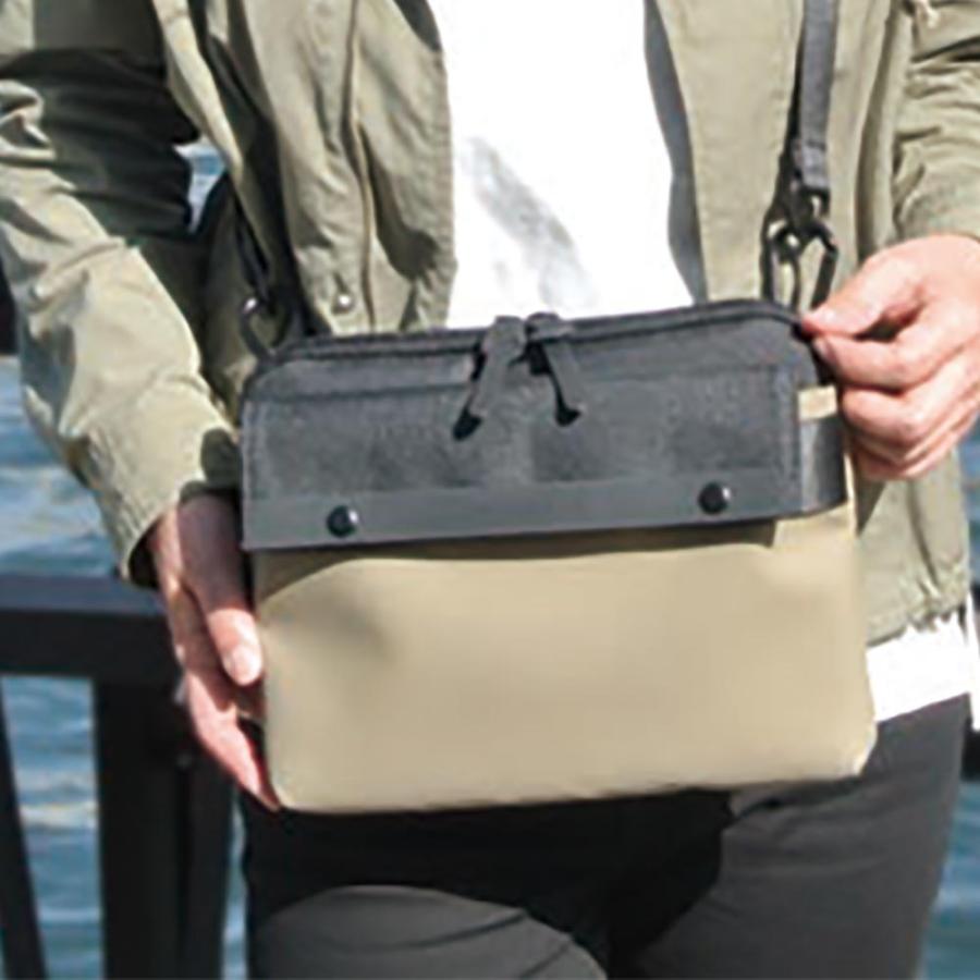 NORTH POLE BLACK PEAK ノースポール サコッシュ ミニ ショルダー