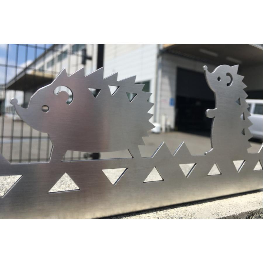 ツインピー　デザイン 忍び返し　ハリネズミ型散策タイプ |  | 01