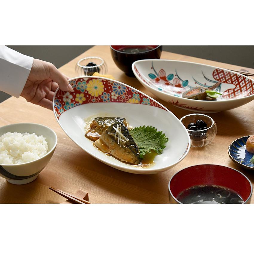 九谷焼 青郊窯 オーバルボウル 梅菊 27cm 引出物 日本製 楕円皿 和柄