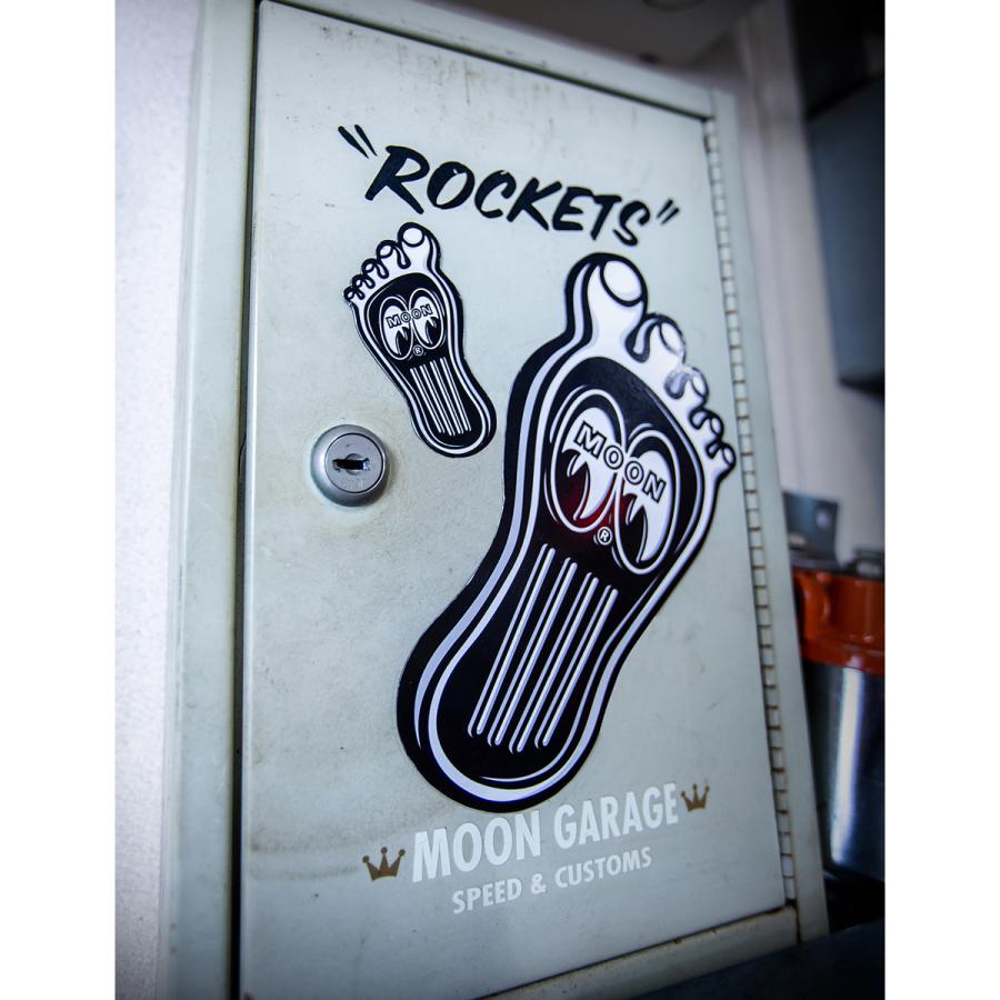 ムーンアイズベアフットガスペダル2枚 ムーンアイズメタルエンブレム ステッカー MOONEYES Bare Foot Gas Pedal S size ムーンアイズ ベアフット