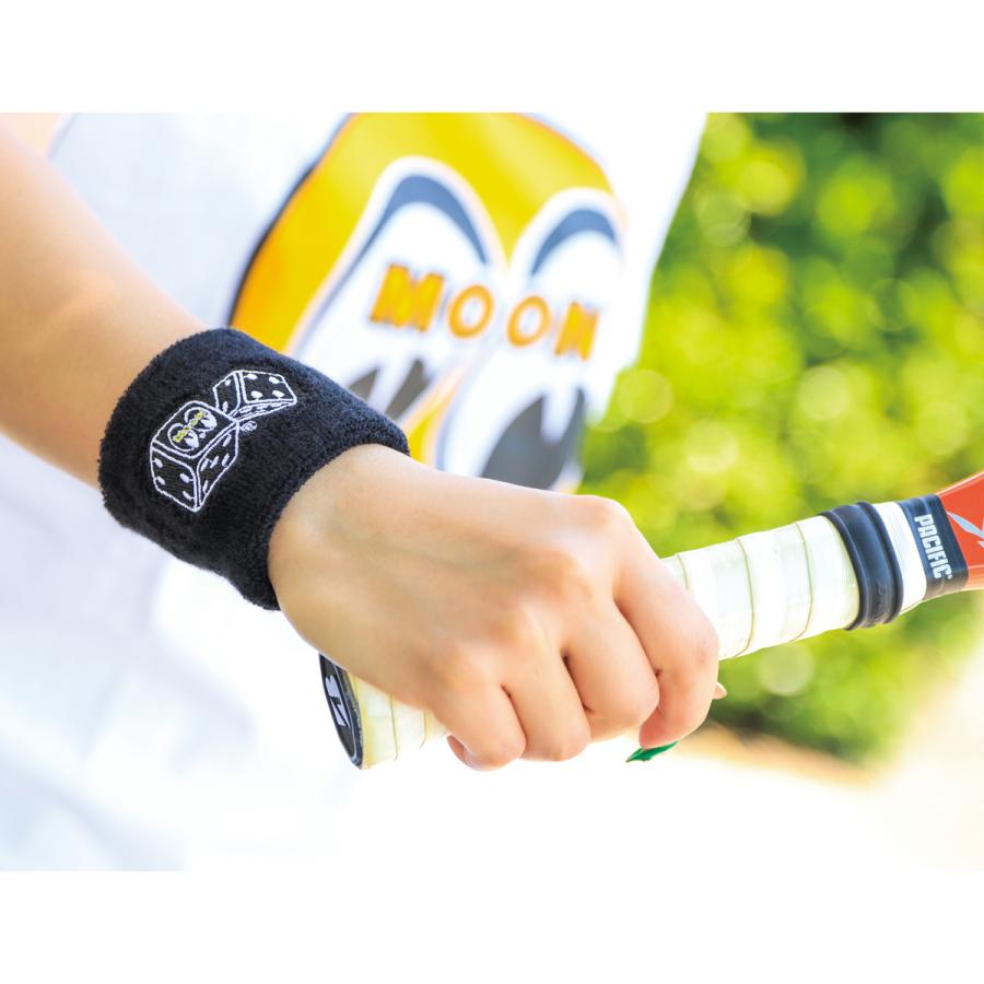 MOONEYES ムーンアイズ MOON Twin ダイス リストバンド : MOONEYES