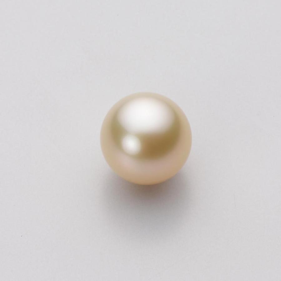 ムーンレーベル 公式] 南洋真珠 ピアス 9mm 白蝶 真珠 PT900