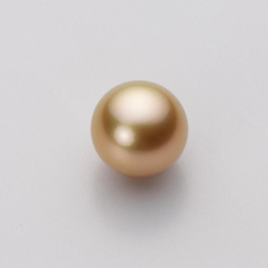 ムーンレーベル 公式] 南洋真珠 ピアス 10mm 白蝶 真珠 PT900 プラチナ 