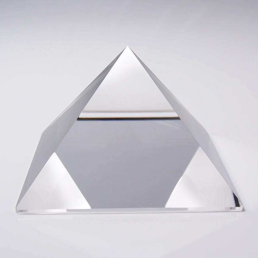 天然水晶ピラミッド＜黄金比＞底辺 48mm　AP104 | ブランド登録なし