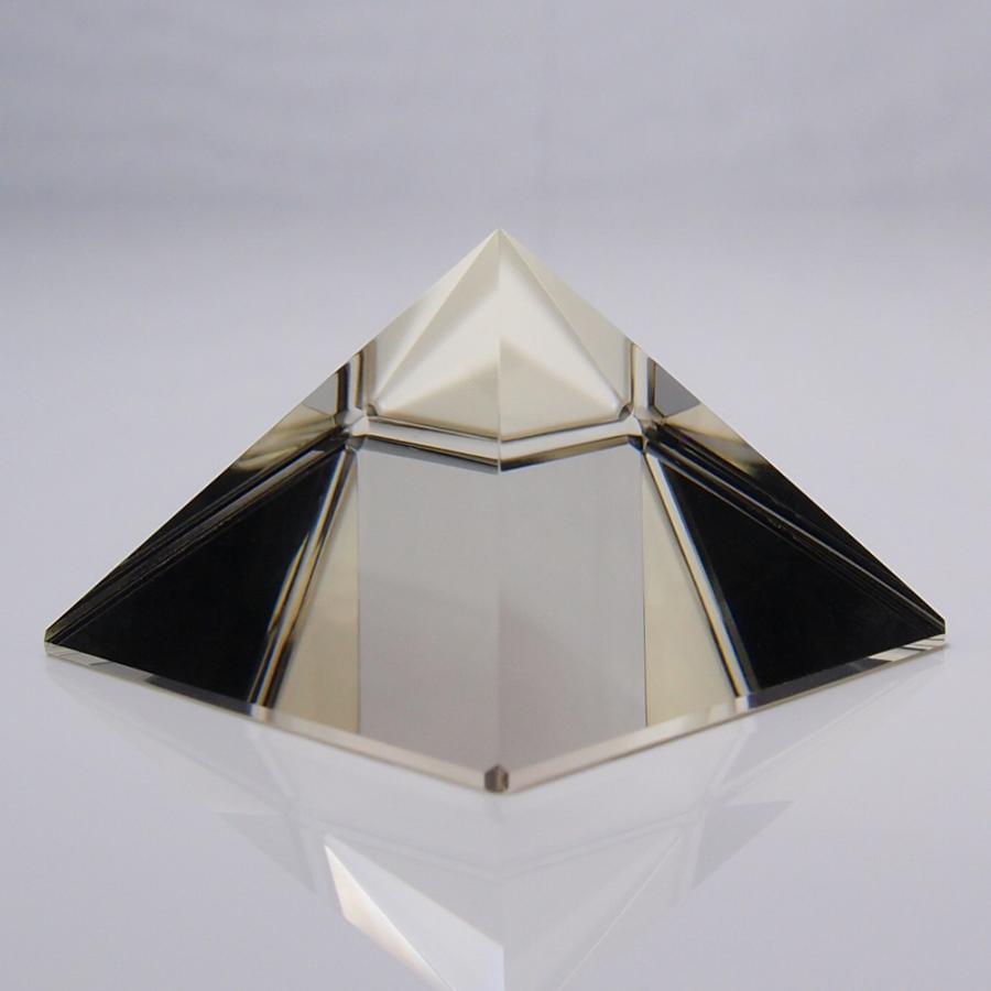 天然黄水晶ピラミッド＜黄金比＞ライトシトリン 底辺34mm AP120 | ブランド登録なし | 01