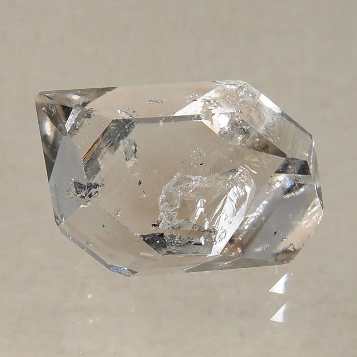 ハーキマーダイヤモンド（水晶）118.7ct HK102 : 水晶天然石専門店