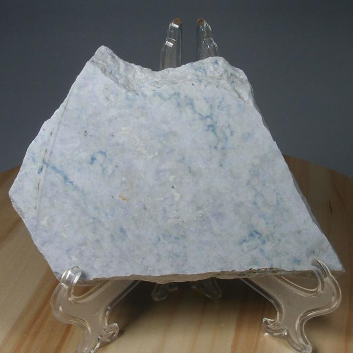 ❤　糸魚川産青翡翠 　　　　 15.5カラット ✨✨ 糸魚川産 入りコン沢翡翠✨ 少しクセある茄子紺inの入りコン沢