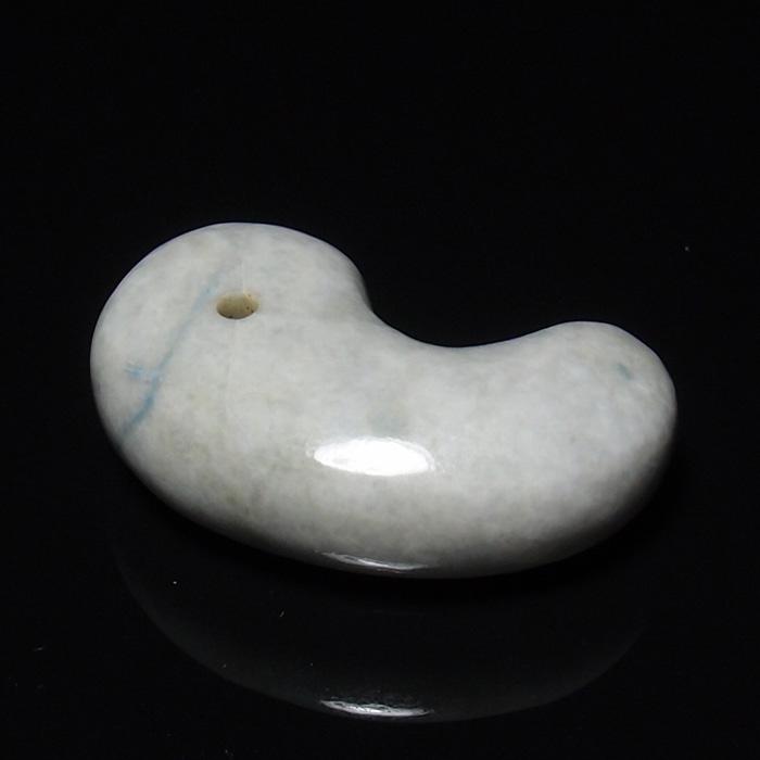 糸魚川産 青翡翠勾玉 HS267 天然石 勾玉