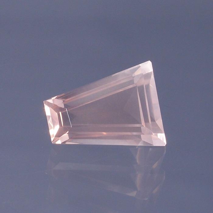 ジュエリーマスター作紅水晶（ローズクォーツ）ルース　JM577 | ブランド登録なし