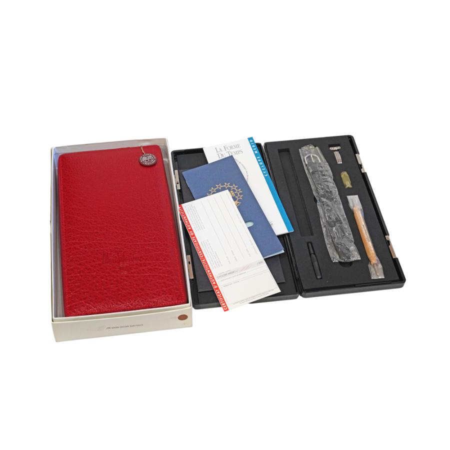 箱・保証書・替えの純正ベルト付き Alain Silberstein サイクロープ メディオ 世界500本限定 Ref.CYCLOPE 中古品 ブラック メンズ 腕時計 |  | 07