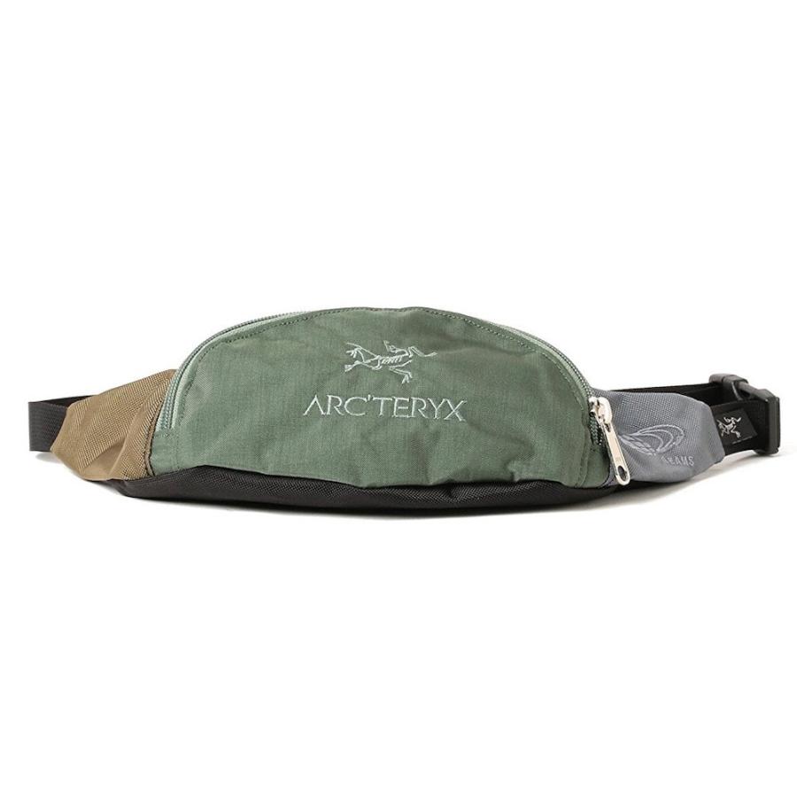 ARC'TERYX × BEAMSボディバッグ