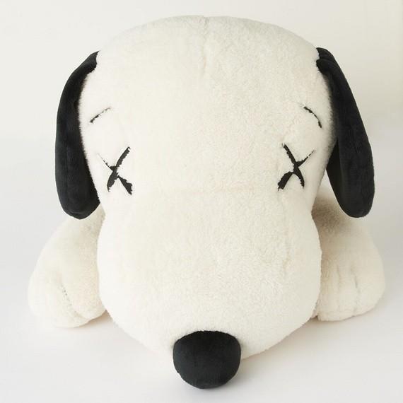 ユニクロ 新品 カウズ スヌーピー コラボ ぬいぐるみ M UNIQLO ユニクロ 新品 カウズ スヌーピー コラボ ぬいぐるみ M UNIQLO