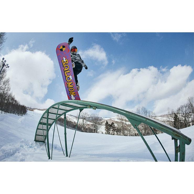 SALOMON 数量限定アーリーモデル サロモン DISTRICT UND SALOMON 数量限定アーリーモデル サロモン DISTRICT UND