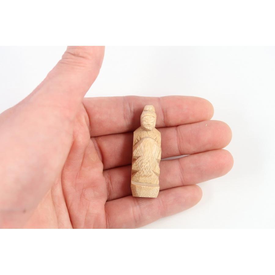 お守り】「円空仏 参 」木彫り 仏像 持仏 厄除け : 森彫刻所 - 通販