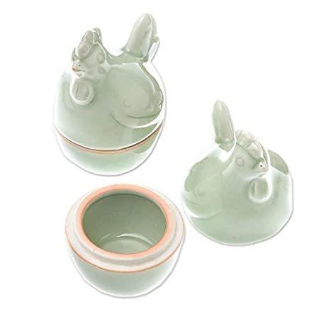N0VICA Green Ceramic Hen F00d Safe Egg Cups, Hen Breakfast' (Pair)＿並行輸入品