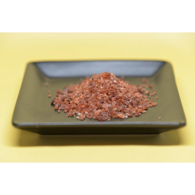 インド　ベンガル岩塩カラナマック（黒塩）結晶　100ｇ メール便　同梱9個まで送料250円、10個以上宅配便になります! |  | 01