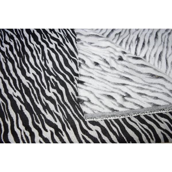 ゼブラ ジャガード　起毛　フカフカ　厚手　生地【50cmあたり500円】白/黒 |  | 04