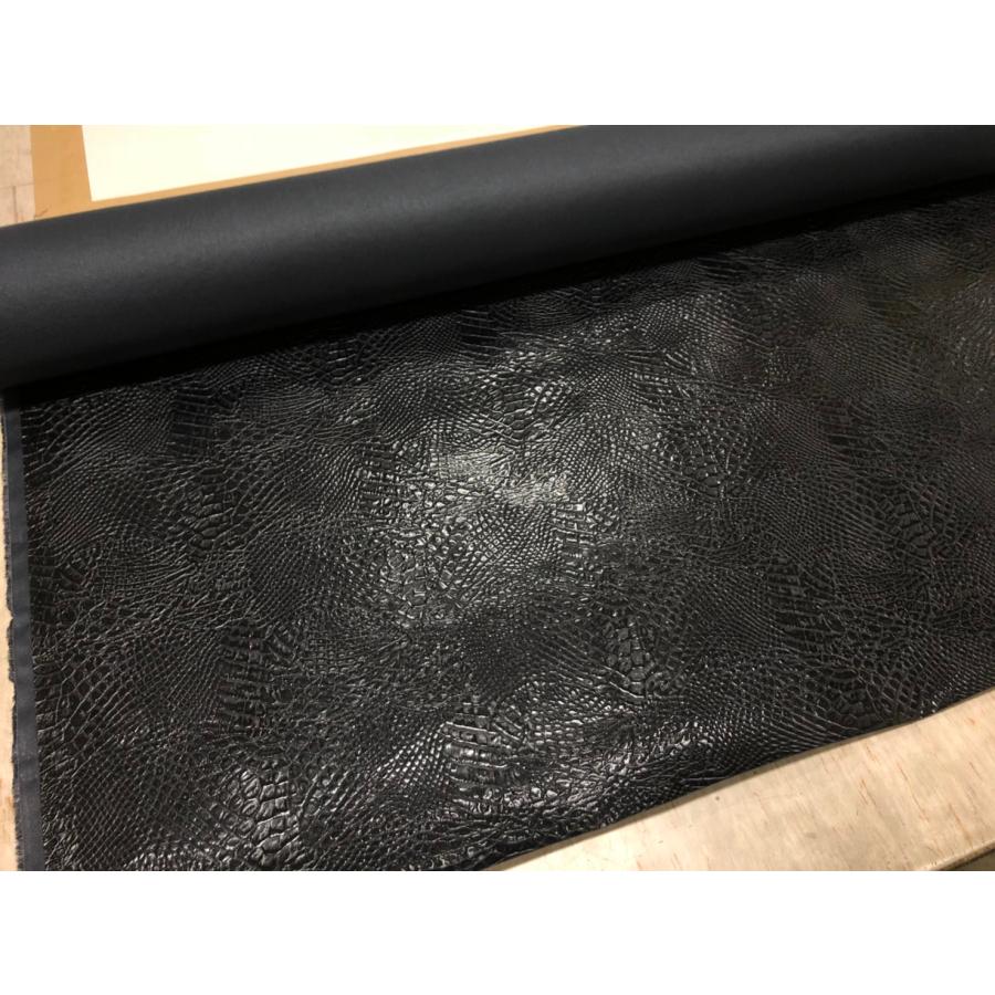 ワニ クロコダイル 型押し PVC ビニール 生地 黒 ハギレ 手芸 DIY【50cmあたり500円】 | 