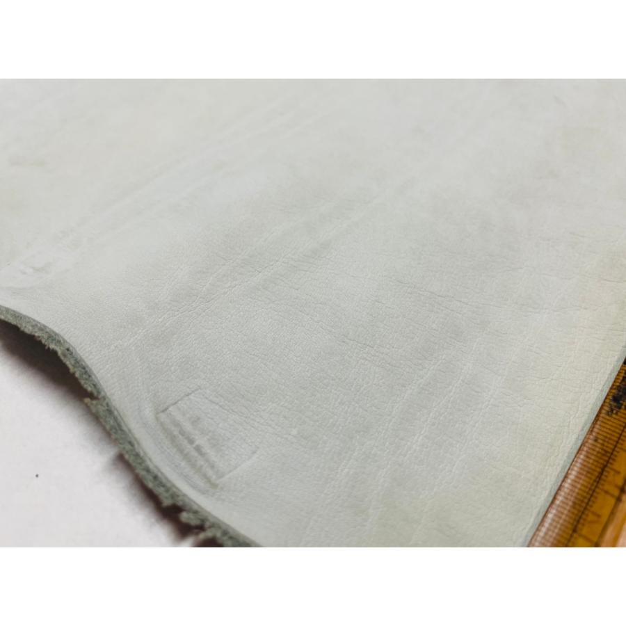 ※写真現物のみ　本革　厚み1.3mm 　アニリン　145　 淡グリーン |  | 02