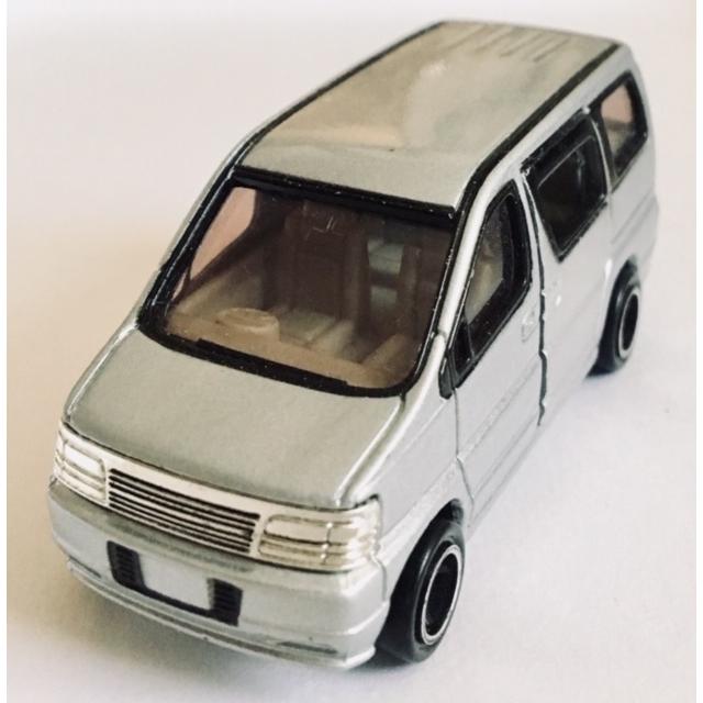 トミカ 日産 エルグランド シルバー 絶版中古 ミニカー 単品 : tm-negs 