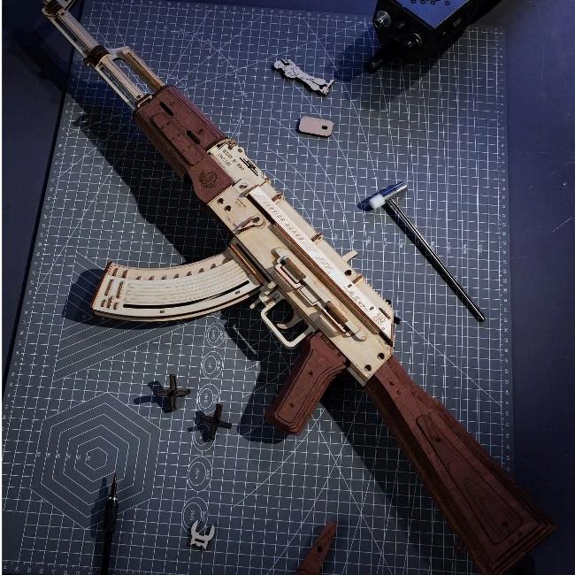 ROBOTIME（ロボタイム） AK47 アサルトライフル 666696-LQ901 日本正規