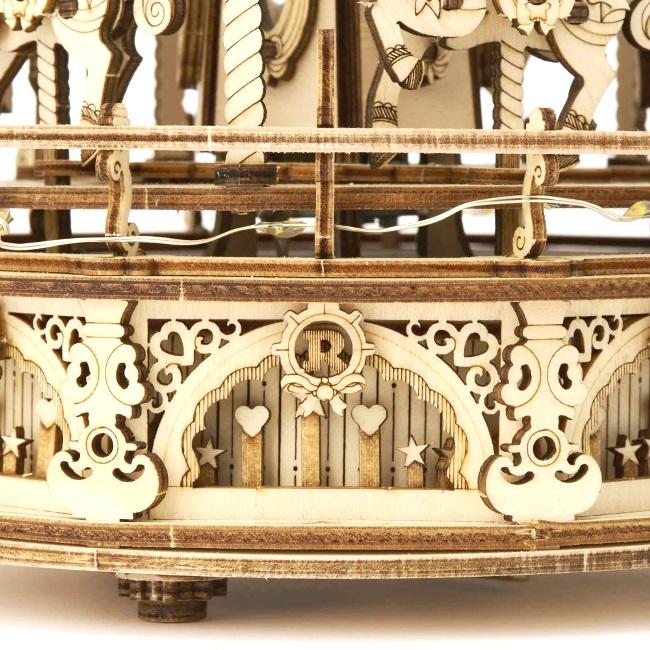 立体パズル木製　3D ウッドパズル　オルゴールLED付き完成品 楽天市場】【616円OFF 定価6160円】立体パズル 木製 ウッド 3d