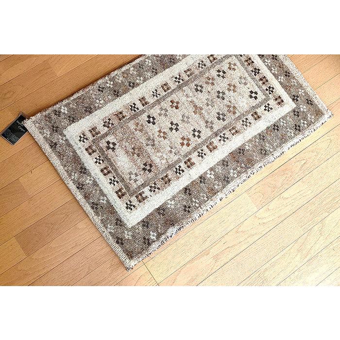 手織りラグ 190×198