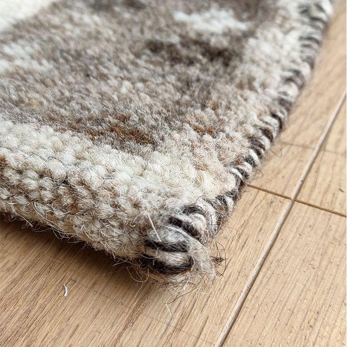 アスワン ウール100％天然素材のインド製手織りお買い得ギャッベ玄関 