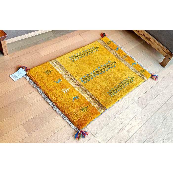 Y2743 イラン ギャッベ ウール絨毯 手織り 85×60㎝ マット Y2743 イラン ギャッベ ウール絨毯 手織り 85×60㎝ マット