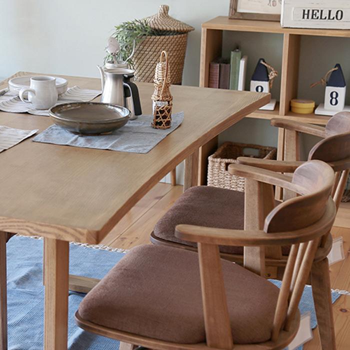 ダイニングチェア　アームレスト　アンティーク　レトロ　昭和 ダイニングチェア おしゃれ レトロ レザー ララ