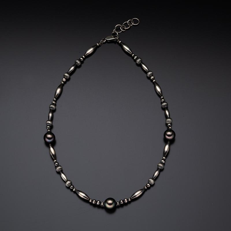 【オンラインショップ限定】nonbinary FLOW　黒蝶パールネックレス 約10.0mm 全長約45cm  真珠 パール 冠婚葬祭 ギフトの画像