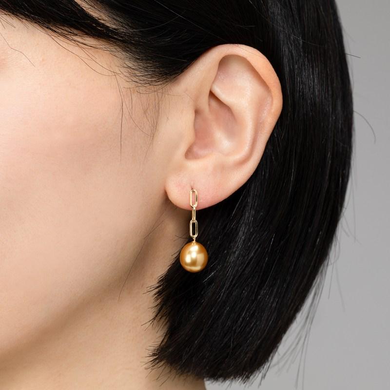 白蝶パールピアス（金色） 9.5mm  真珠 パール 冠婚葬祭 ギフトの画像