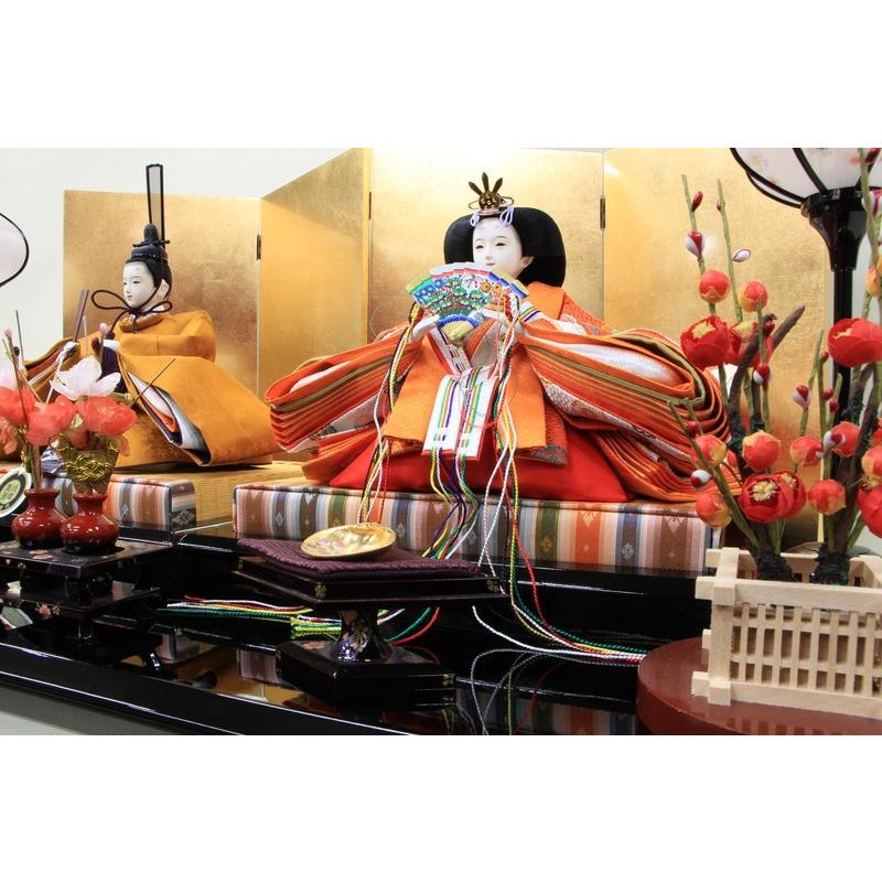雛人形 安藤桂甫作京雛十番黄櫨染衣裳親王飾り（四曲金屏風平飾り