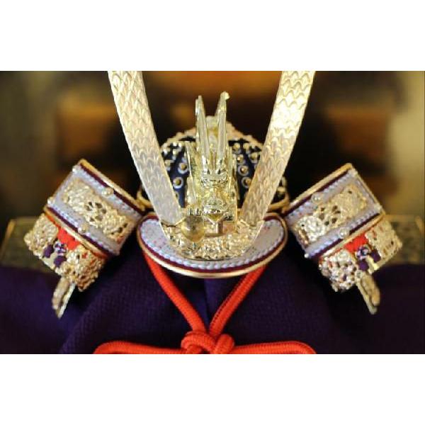 京製兜飾り210裾裏兜朱赤セット平安住一水作（兜平飾り） : 人形の