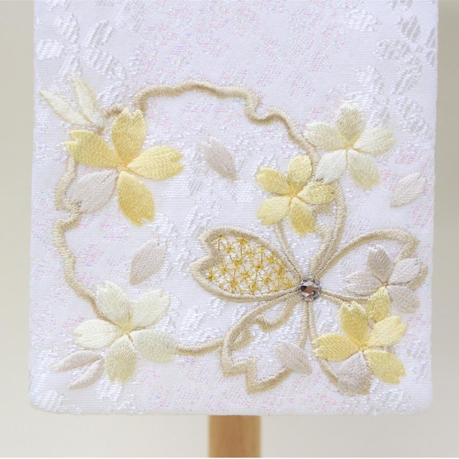 雛人形 名前旗 刺繍 特織 雪輪に大桜 白色 金文字刺繍 特小サイズ 木製