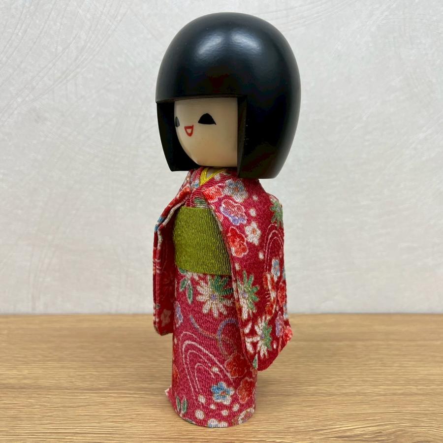 衣裳こけし 笑顔 ピンク衣装 日本のお土産に大人気 日本製 木製 民芸品