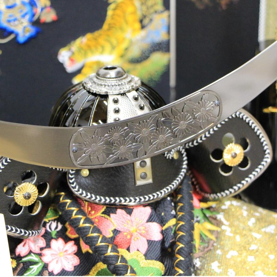 五月人 兜飾り 収納飾り 10号 本革小桜ブロンズ伊達政宗兜セット 戦国武将シリーズ オルゴール付き写真立てプレゼント