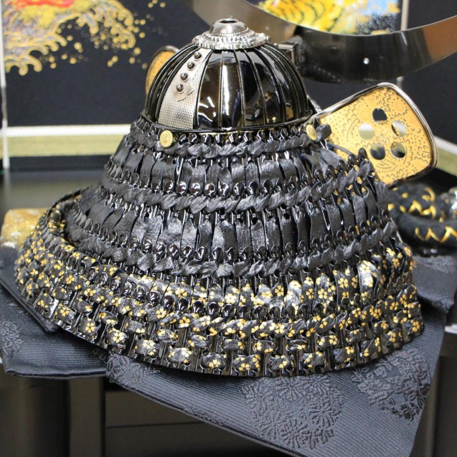 五月人 兜飾り 収納飾り 10号 本革小桜ブロンズ伊達政宗兜セット 戦国武将シリーズ オルゴール付き写真立てプレゼント