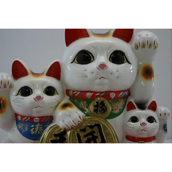 10号開運三匹猫白（左手）(座布団付) : 人形のモリシゲ - 通販 - Yahoo