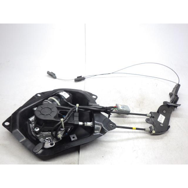 SニッサンセレナC26 スライドドアモーター新品 セレナ DBA-C26 左パワースライドドアモーター 239754 : 株式会社