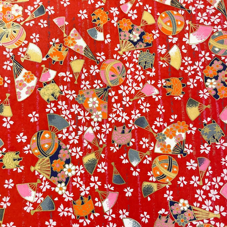 友禅和紙 華やか 扇と小桜を散りばめて 毬 糸巻 赤地 大判 約63x93cm