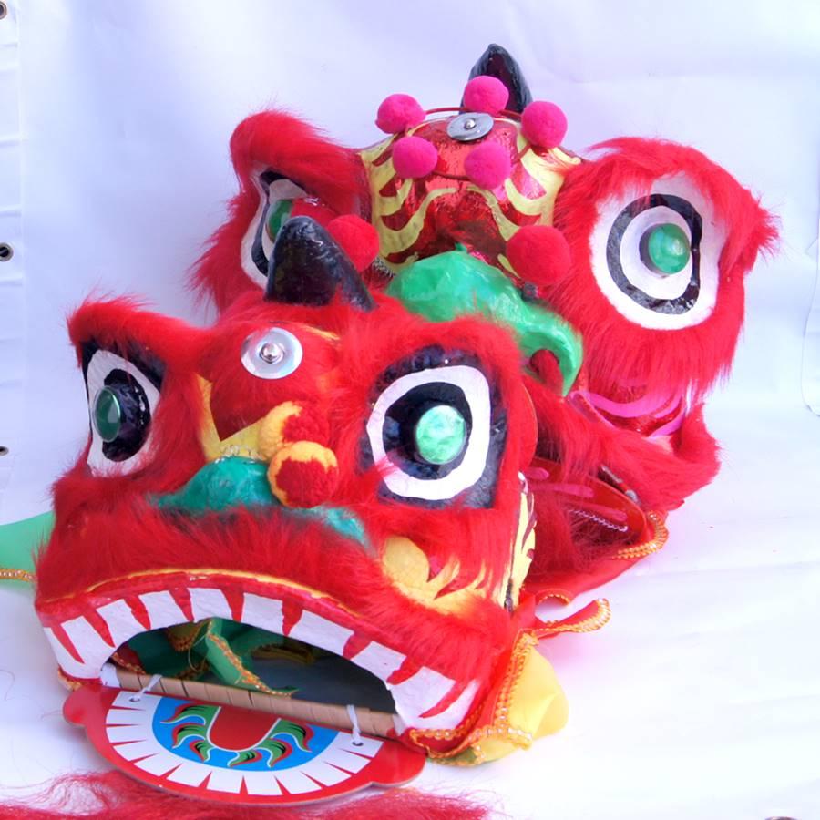 獅子舞　獅子頭　伝統的な赤色獅子面 獅子舞 獅子頭 かぶり面（6号＝中人サイズ) 221DH5 : お土産ショップ