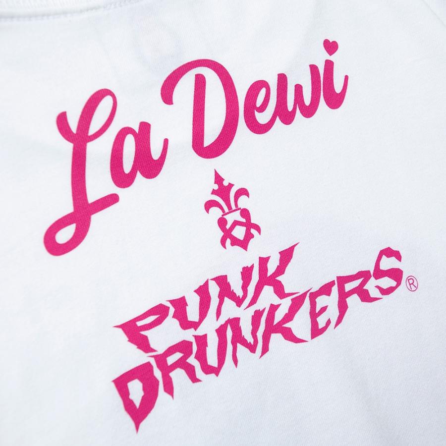 パンクドランカーズPUNK DRUNKERS Tシャツ　デヴィ夫人ステッカー PUNK DRUNKERS (パンクドランカーズ) [PDSxデヴィ・スカルノ