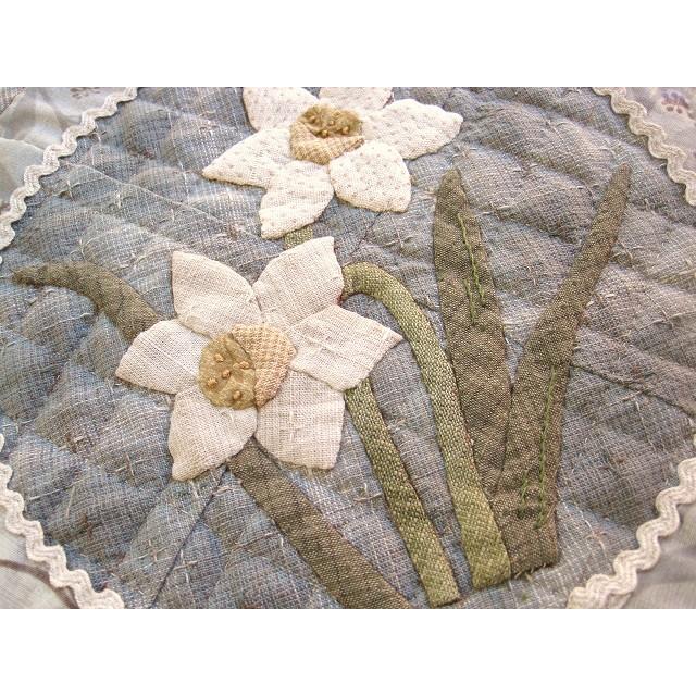 パッチワークキット 1月水仙のミニタペストリー k-43 メール便対応